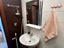 ванная комната с туалетом