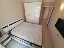 шкаф и кровать