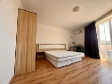 Кровати шкаф в спальне