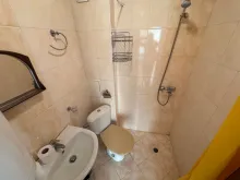 Studio/bathroom