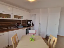 Gardenia Hills | Трикімнатна квартира: вітальня, кухня