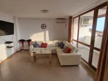 Gardenia Hills | Трикімнатна квартира: вітальня, кухня