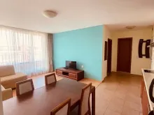 Fort Noks Holiday | Двокімнатна квартира: вітальня, кухня