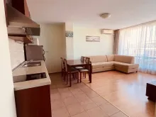 Fort Noks Holiday | Двокімнатна квартира: вітальня, кухня