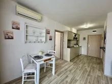 Tarsis | Двокімнатна квартира: вітальня, кухня