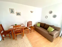 Julia Family Apartment | Двокімнатна квартира: вітальня, кухня