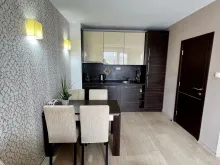 Harmony Suites 2 | Двокімнатна квартир: вітальня, кухня