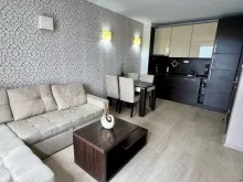 Harmony Suites 2 | Двокімнатна квартир: вітальня, кухня