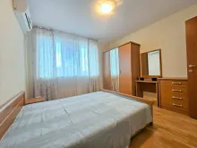 Кровать во второй спальне