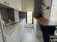 Villa Briz | Двокімнатна квартира з сучасним ремонтом: вітальня, кухня