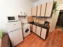 Кухонная зона холодильники стиралка