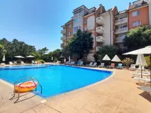 Бассейн в комплексе Sea Diamond