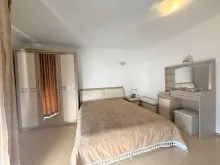м