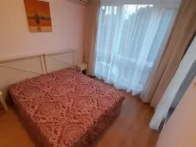Кровать во второй спальне