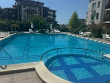 комплекс, территорія, бассейн