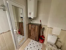 ванная комната с туалетом