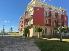 комплекс, территорія, бассейн