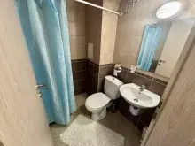 ванная комната с туалетом
