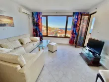 Sun Coast | Апартамент біля моря в престижному комплексі у Святому Власі
