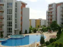 комплекс, территорія, бассейн