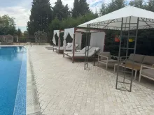 комплекс, территорія, бассейн