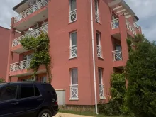 комплекс, территорія, бассейн