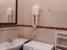 Стиральная машина и рукомойник