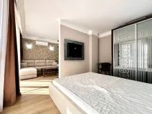 Harmony Palace | Двокімнатна квартира біля моря з видом на басейн
