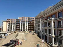 Green Fort Suits | Двокімнатна квартира біля моря — сучасний апартамент з панорамним видом