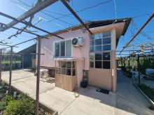 Будинок у селі Винарско, Бургаська область — 89 м² з ділянкою 820 м²