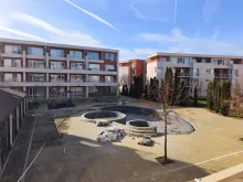 комплекс, территорія, бассейн