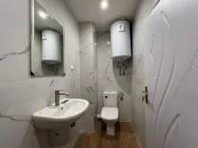 й.