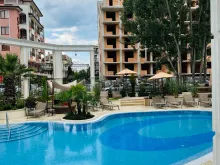 комплекс, территорія, бассейн