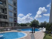 комплекс, территорія, бассейн