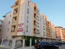 комплекс, территорія, бассейн