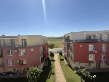 комплекс, территорія, бассейн