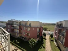 комплекс, территорія, бассейн