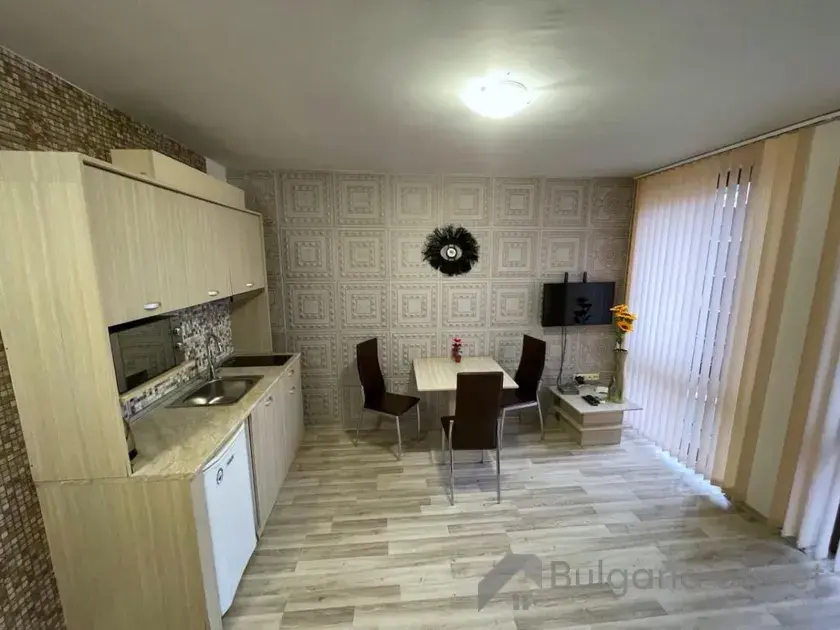 кухонний бокс у вітальні
