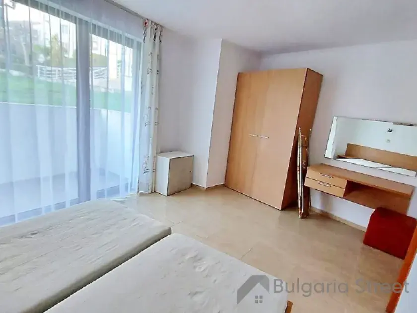 панорамні вікна у спальні