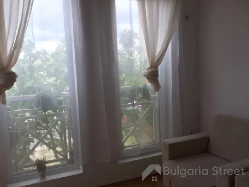 вікна у спальні