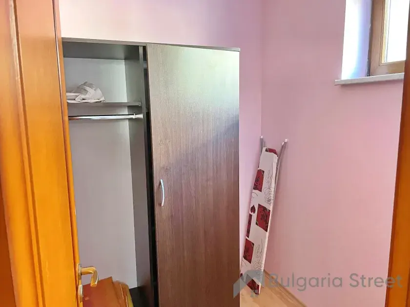 гардероб у спальні