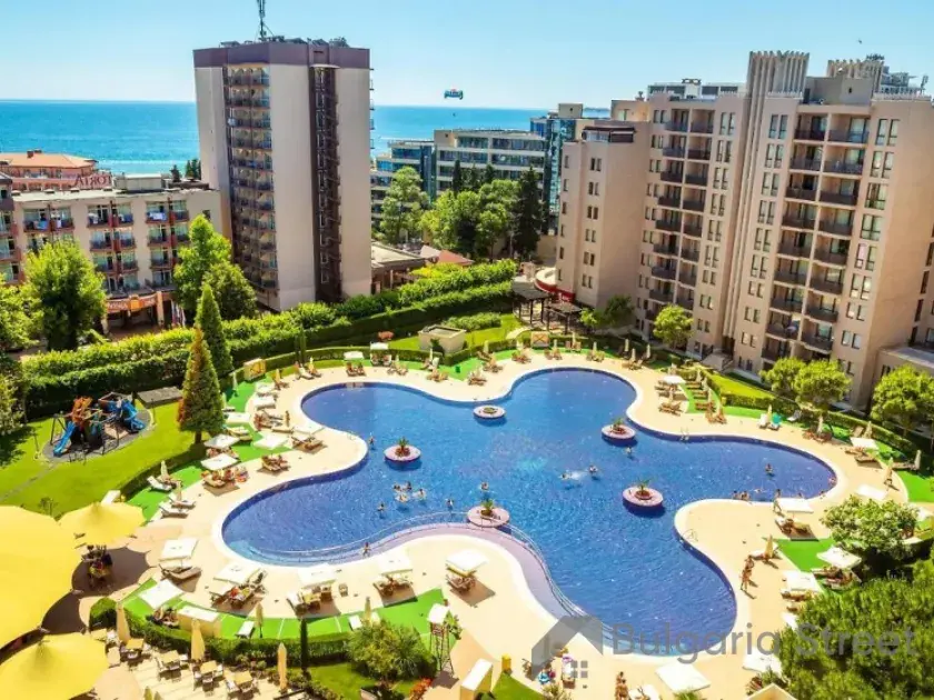 територія гарного комплексу