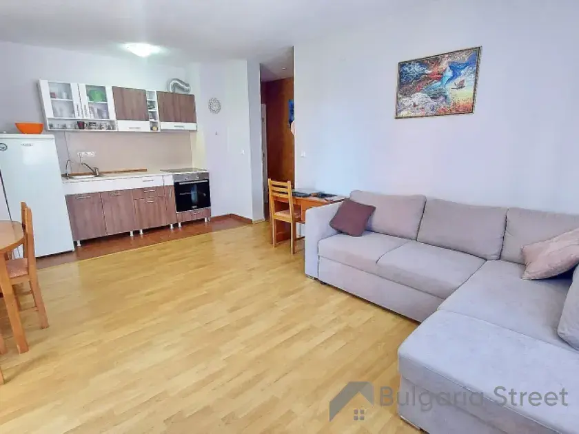 диван у вітальні
