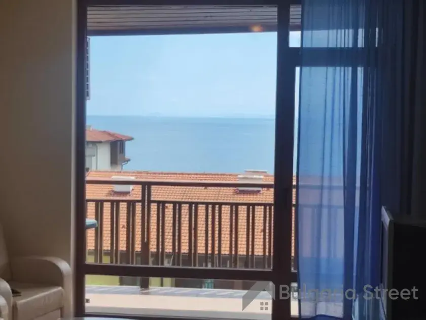 вид на море з тераси