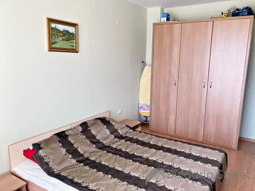 кровать