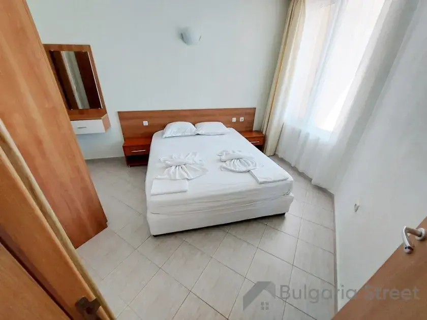 ліжко у спальні