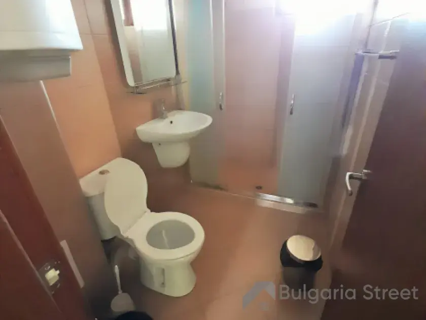 Ванная комната с туалетом