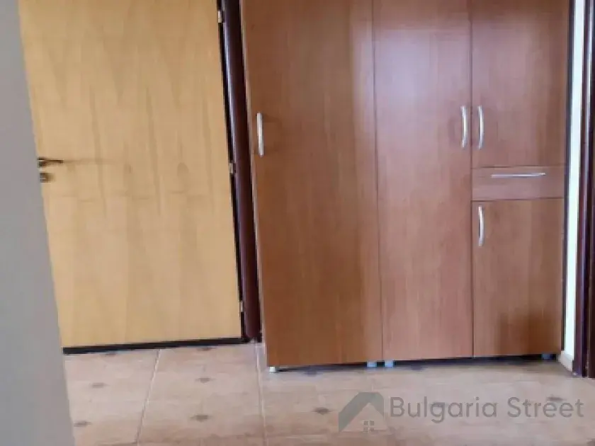 меблі у передпокої