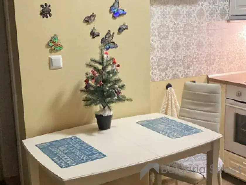 Журнальный столик