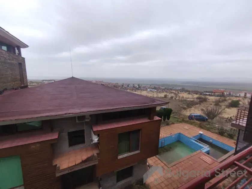 вид з тераси на узбережжі